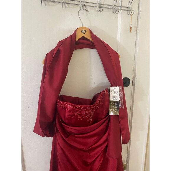 NWT David's Bridal Women's Apple Red Sleeveless Bridal Bridesmaid Dress - 16 - Picture 2 of 10